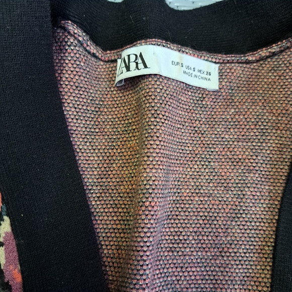 *SOLD* Zara Jacquard Knit Cardigan - Picture 10 of 13